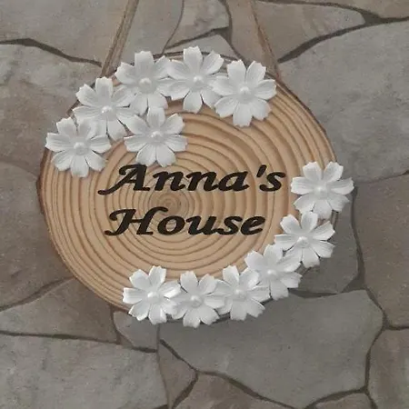 Anna's House Bed & Breakfast